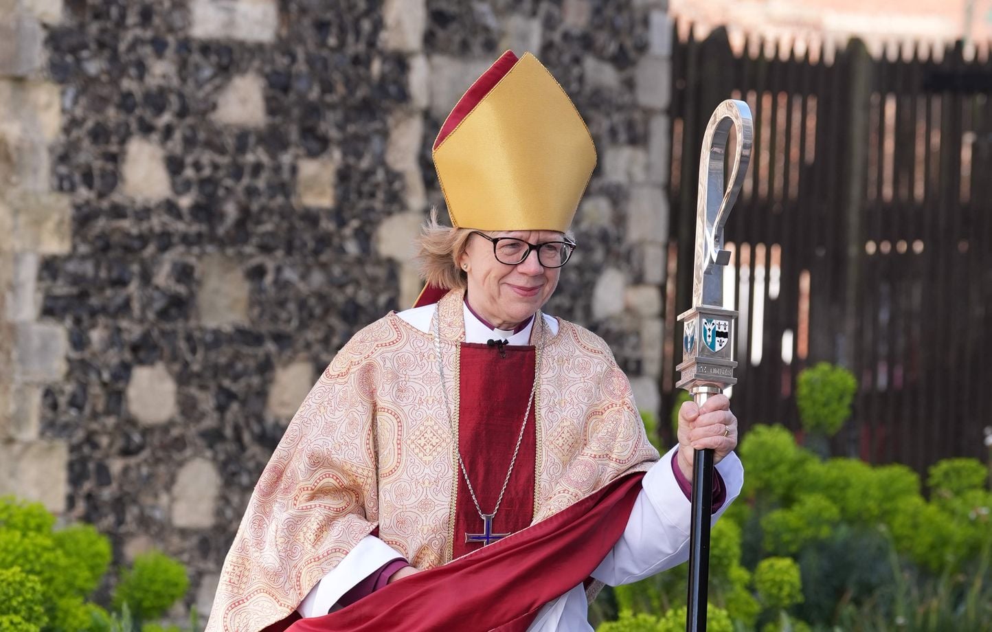 Vatican : Le pape reçoit l'archevêque Sarah Mullally, première femme anglicane