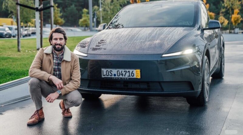 Visite de l’usine européenne de Tesla : secrets de fabrication de la Model Y.
