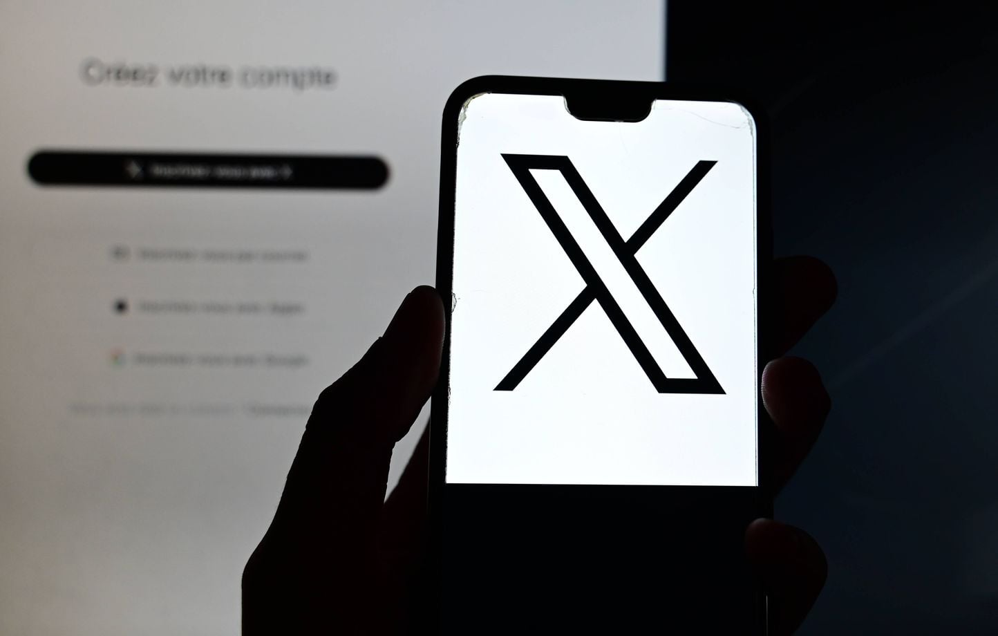 50 tweets par jour : X restreint l'accès gratuit pour favoriser l'abonnement.
