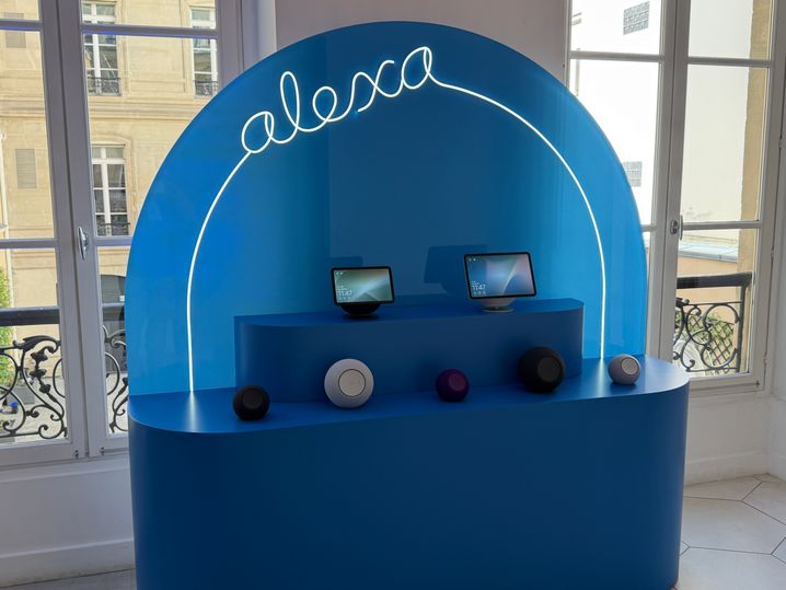 Alexa+ disponible sur les appareils Amazon de dernière génération, mais aussi les plus anciens, qui n'ont pas plus de 8 ans.