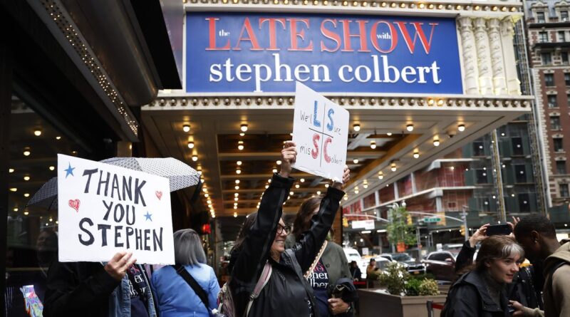 Avec la fin du "Late Show", Stephen Colbert ne garde plus de contre-pouvoir satirique.