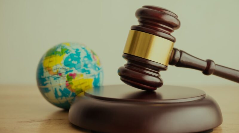 Avoirs russes gelés : des oligarques attaquent la Belgique hors tribunaux.