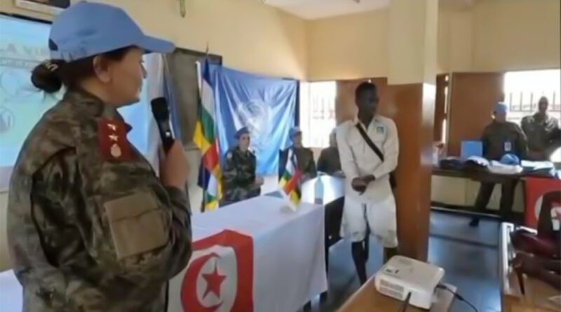 Bangui : les militaires tunisiens ne relâchent pas leur soutien aux élèves