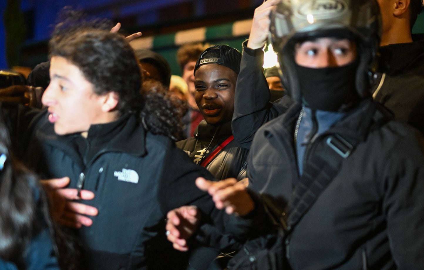 Bayern Munich - PSG : Blessés et arrestations à Paris après la victoire