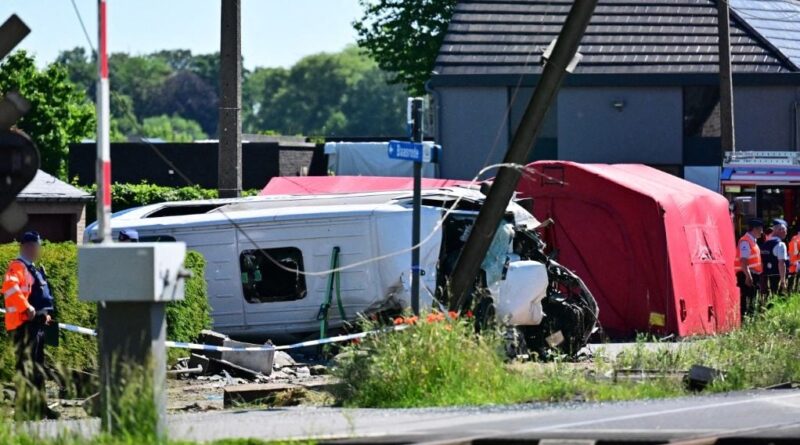 Belgique : Plusieurs victimes dans un accident car scolaire-train