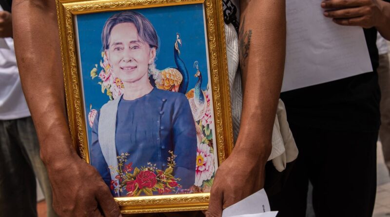 Birmanie : Le fils d'Aung San Suu Kyi demande des « preuves de vie »