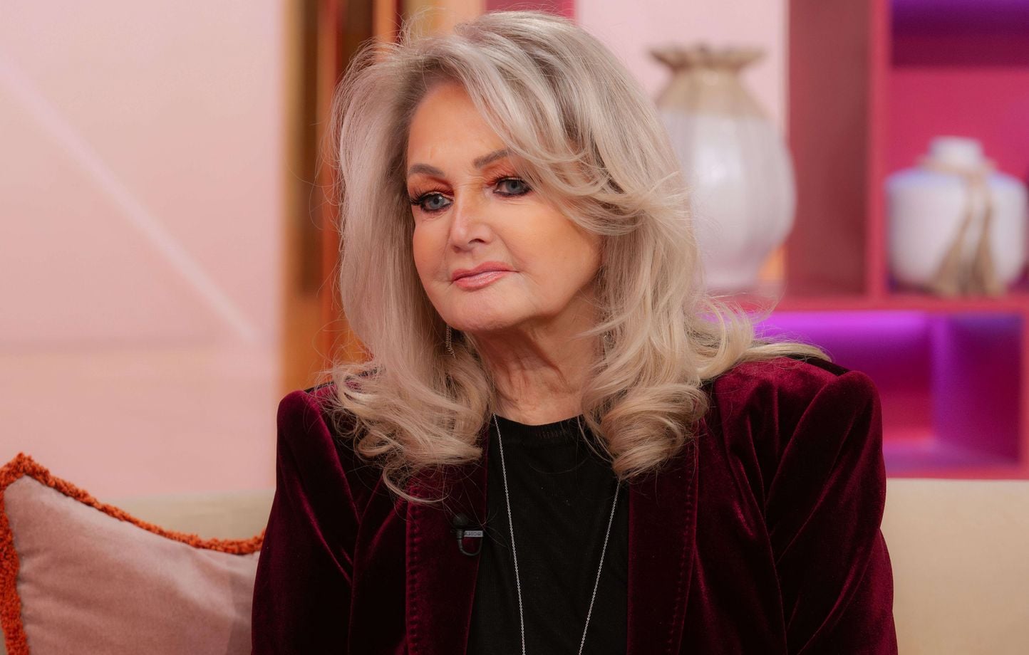 Bonnie Tyler ne pas placée dans un coma artificiel après opération d'urgence.