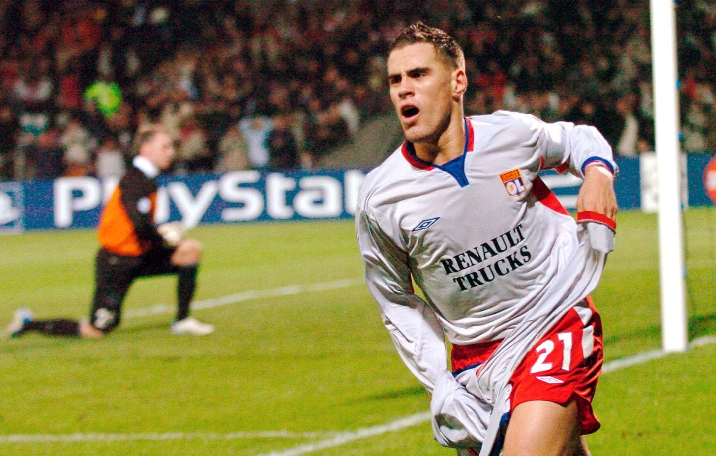 Bryan Bergougnoux, ancien joueur de l'OL, décède à 43 ans.
