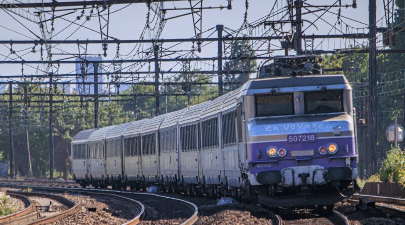 Canicule : la SNCF ne fait pas circuler des trains grandes lignes jeudi et vendredi