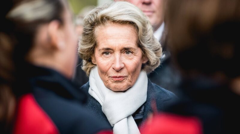 Caroline Cayeux, ancienne ministre, condamnée à de la prison avec sursis.