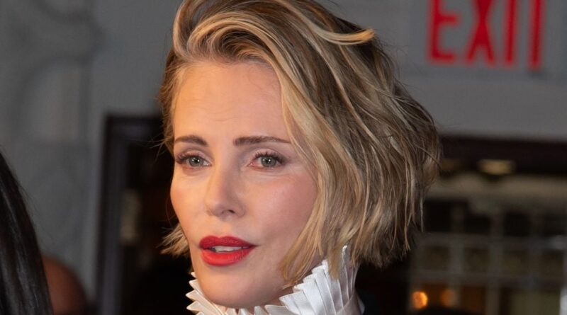Charlize Theron ne clarifie pas ses propos sur Timothée Chalamet et l'IA