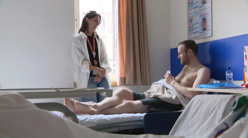 Consultations vidéo possibles pour kinés, logopèdes et sages-femmes.