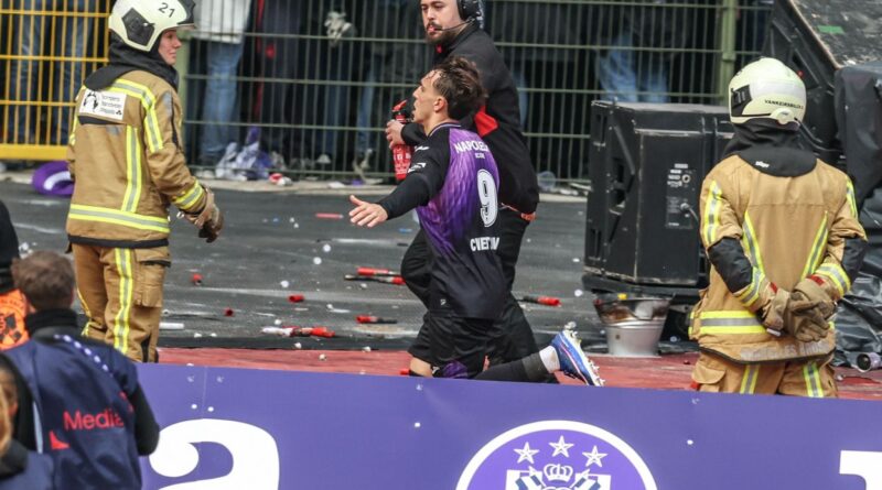 Direct vidéo - Finale Coupe de Belgique : Union Saint-Gilloise et Anderlecht ne se départagent pas en 90 minutes.