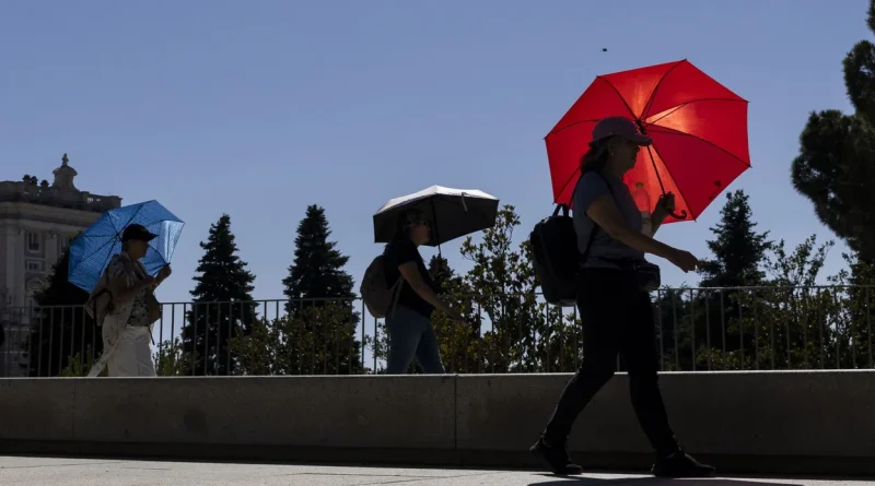 Dôme de chaleur : phénomène "précoce" de "25 ans d’avance" sur projections climatiques