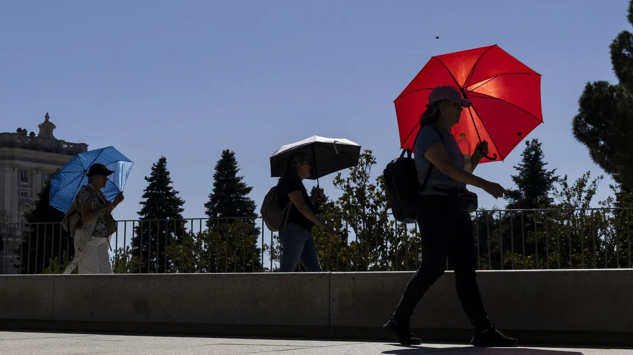Dôme de chaleur : phénomène "précoce" de "25 ans d’avance" sur projections climatiques