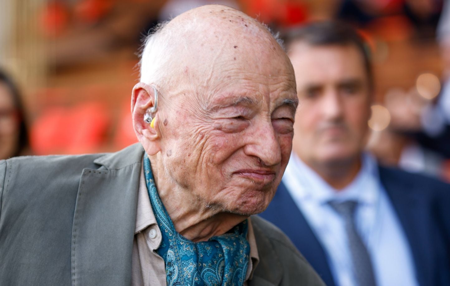 Edgar Morin, célèbre sociologue, est décédé à 104 ans.