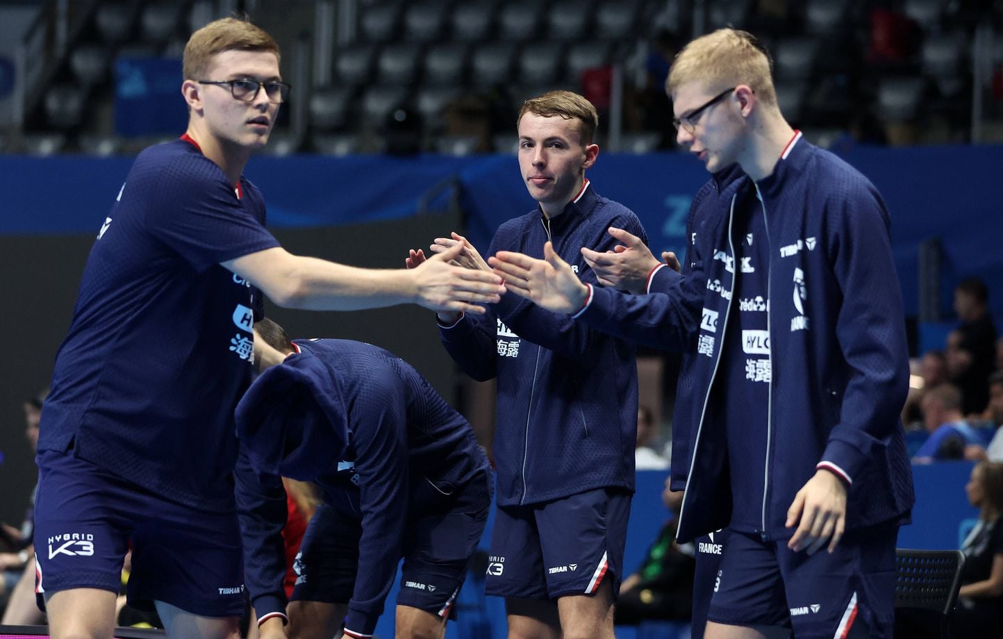 EN DIRECT : Les Bleus ne visent pas un exploit historique contre la Chine en demies du Championnat du monde de tennis de table.