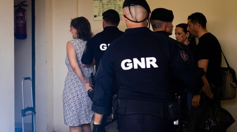Enfants abandonnés au Portugal : le couple sexologue et ex-gendarme.