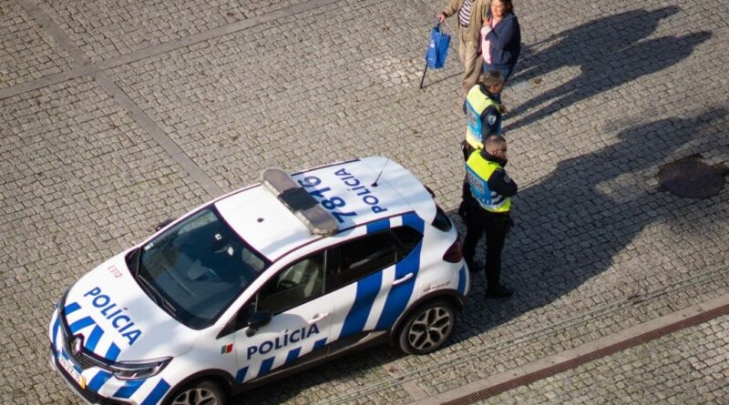 Enfants français laissés seuls au Portugal : mère arrêtée à Fatima