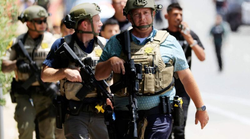 Etats-Unis : Fusillade en Californie, trois personnes tuées par deux ados près d'une mosquée