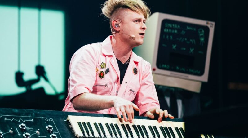 Eurovision : un chanteur et inventeur représente le Royaume-Uni