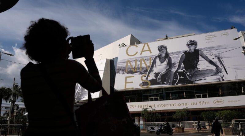 Festival de Cannes 2026 : John Travolta, Catherine Deneuve, Kristen Stewart… Qui ne sera pas présent ?