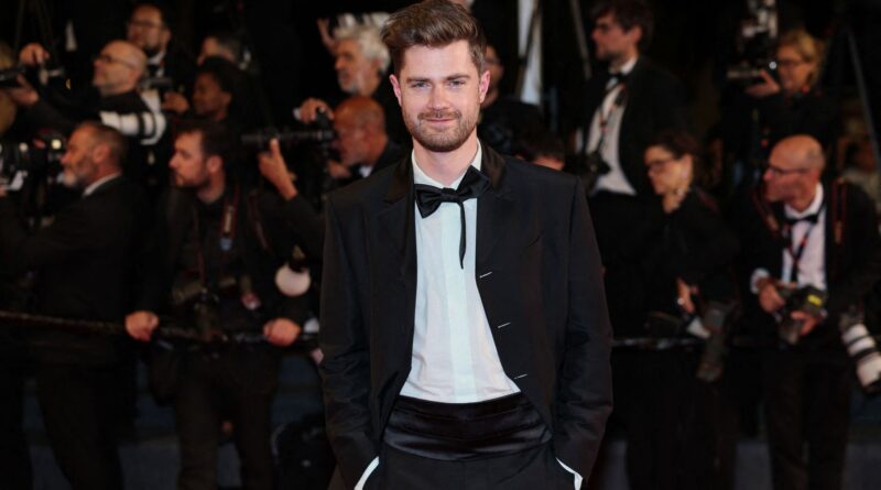Festival de Cannes : Lukas Dhont présente "Coward", film sur la guerre et l'art.