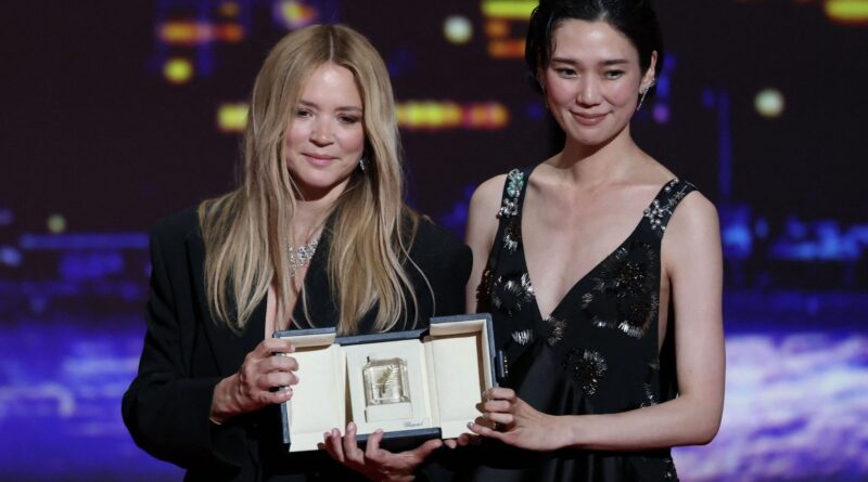 Festival de Cannes : Virginie Efira et Tao Okamoto ne sont pas départagées au prix d'interprétation féminine.