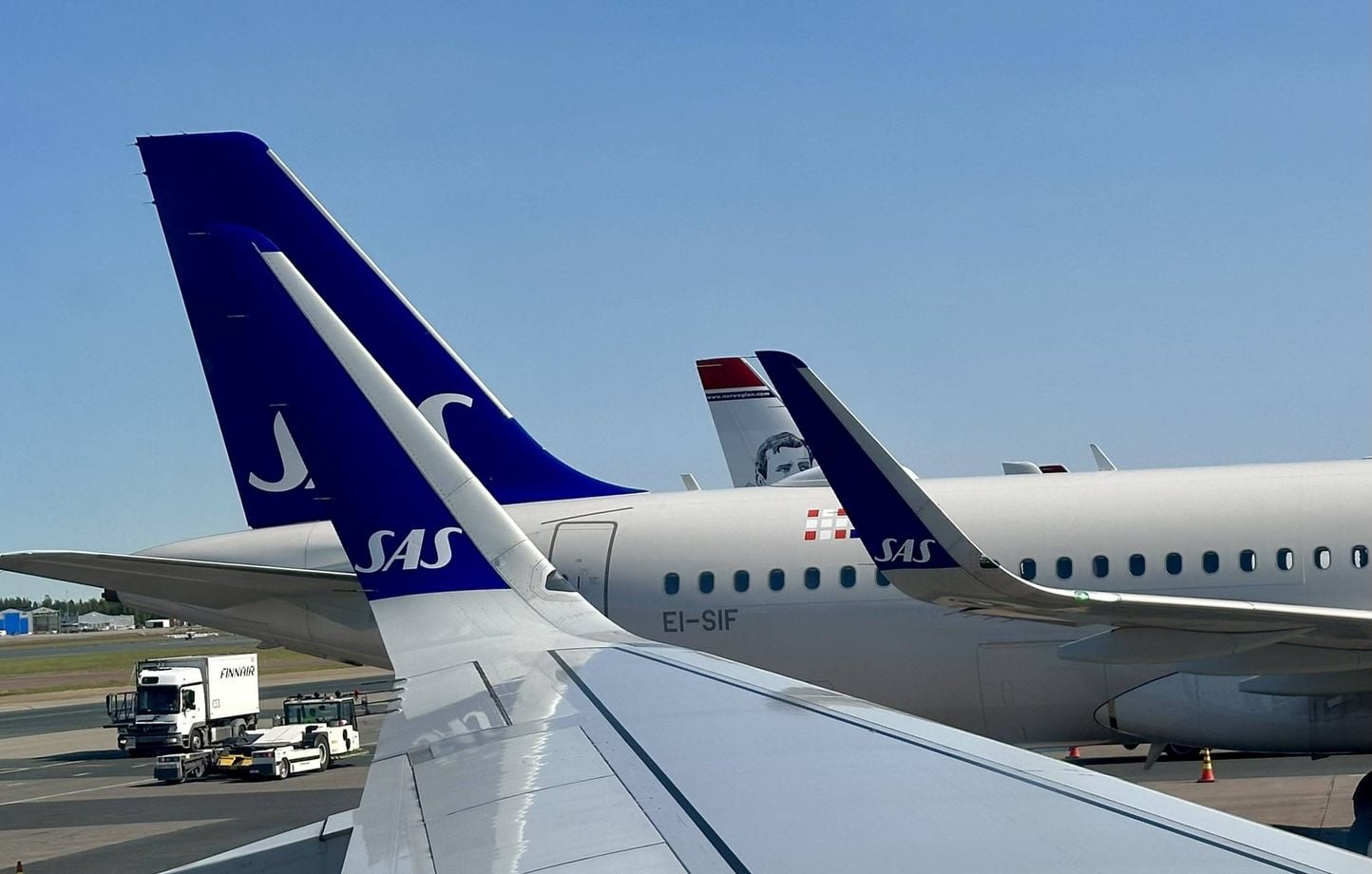Finlande : Trafic suspendu à l'aéroport d'Helsinki pour menace de drone
