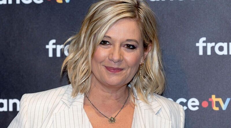 Flavie Flament se sent « apaisée » grâce à son fils au photoğraf.