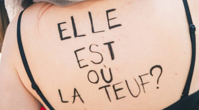 Free party près de Bourges : La teuf géante sur terrain militaire se poursuit (sans incident majeur)