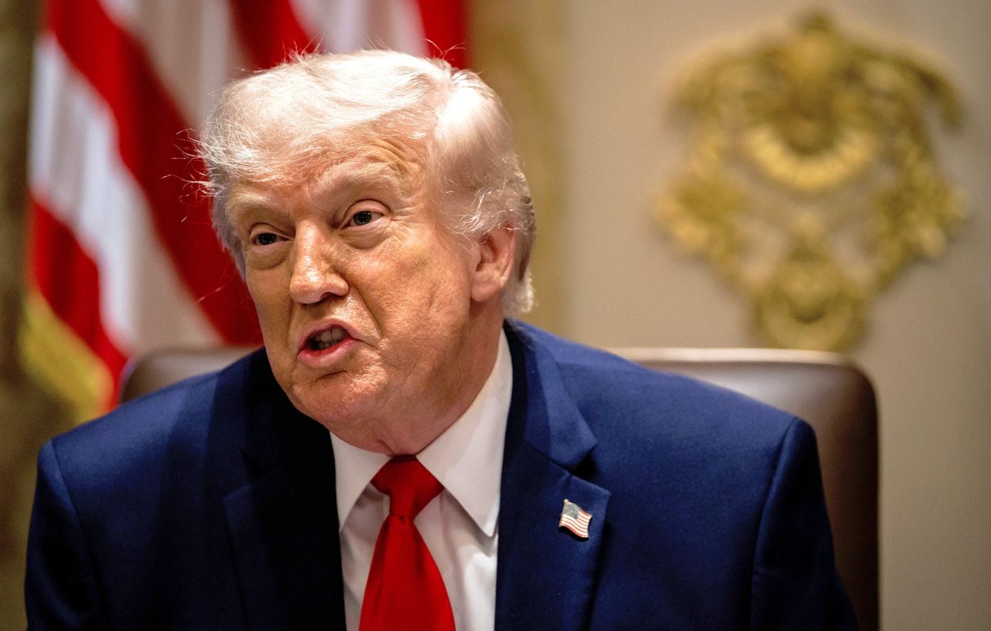 Guerre au Moyen-Orient : Trump intensifie les négociations, frappe l'Iran