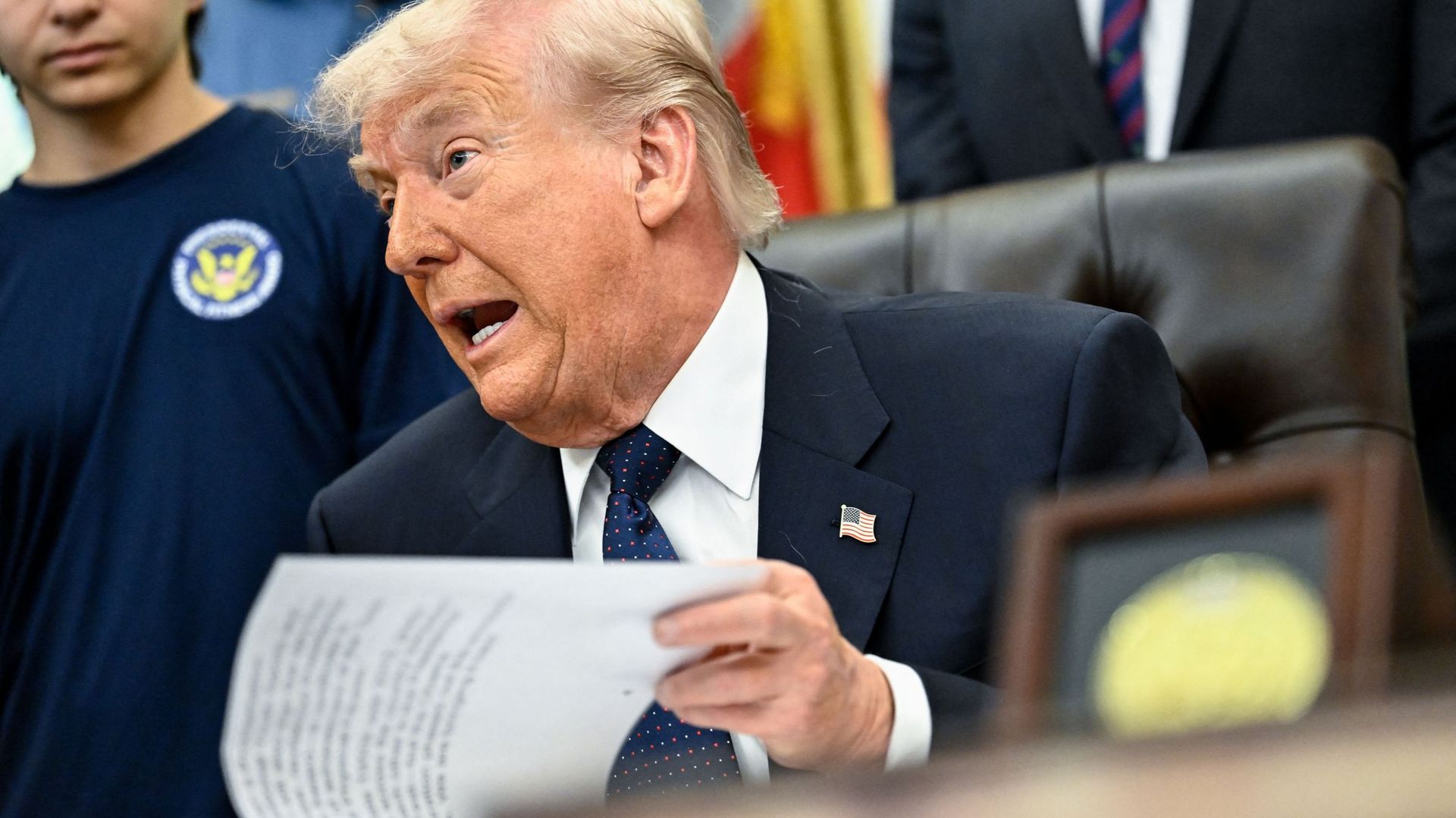 Guerre au Moyen-Orient : Trump qualifie le conflit avec l'Iran de "petit accrochage"