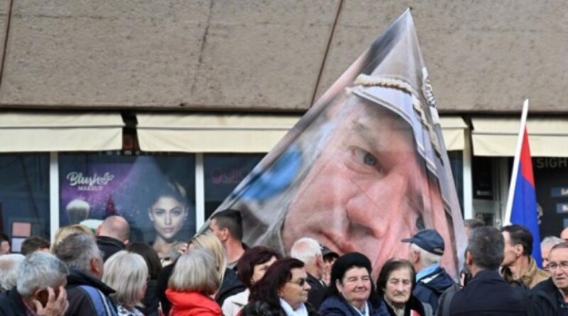 Guerre de Bosnie : la justice internationale ne libère pas Ratko Mladic