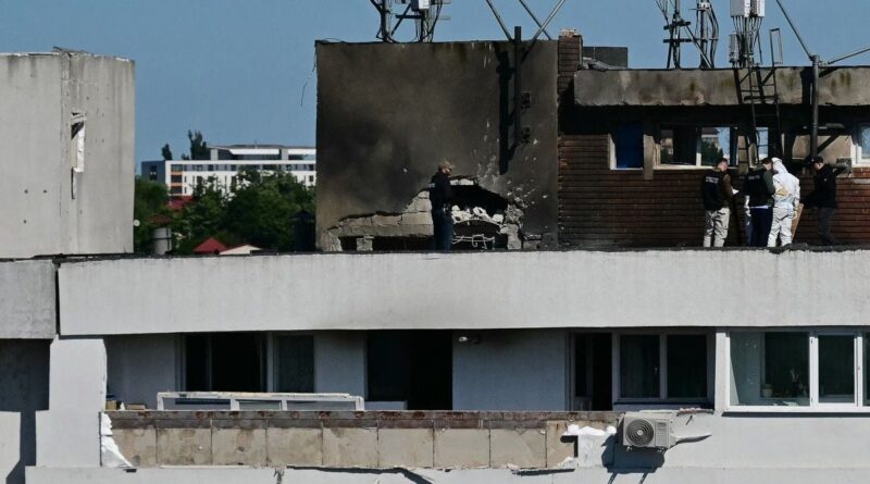 Guerre en Ukraine : un drone se crashe en Roumanie, CNews parle d'une « autoroute de la mort »