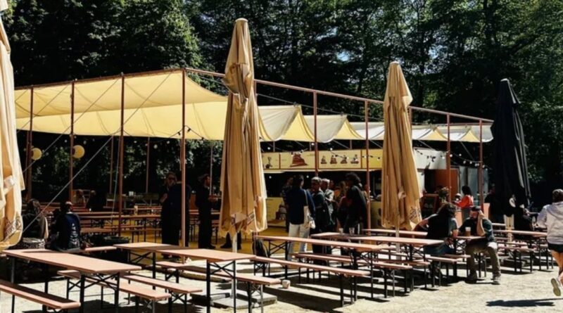 Guinguettes : histoire et origine de ces bars en plein air.