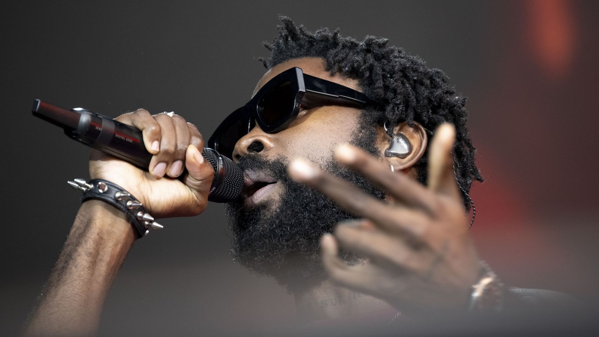 Hymne des Diables Rouges : Damso ne critique pas Roméo Elvis