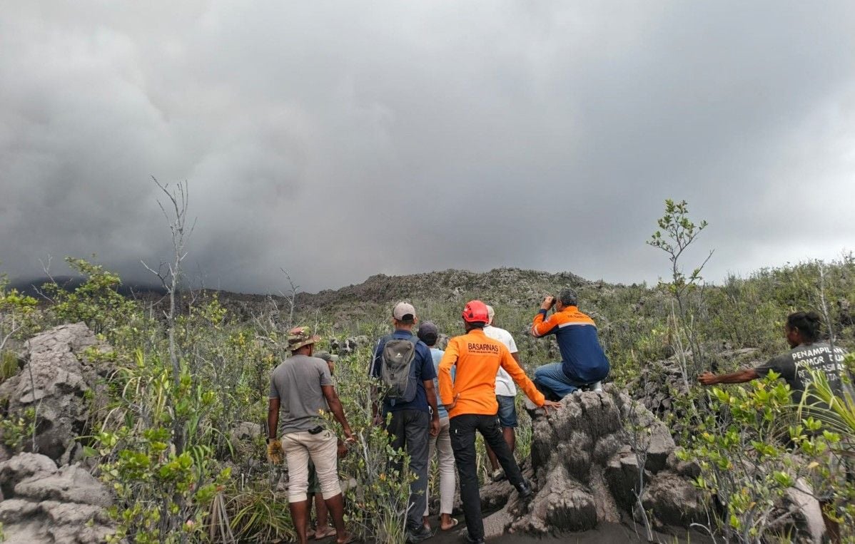 Indonésie : Éruption volcanique cause trois morts et deux disparus