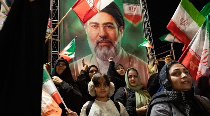 Iran : Le guide suprême appelle les Iraniens à procréer