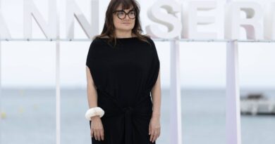 Isabel Coixet explique ce qui ne distingue pas les séries par leur générique.