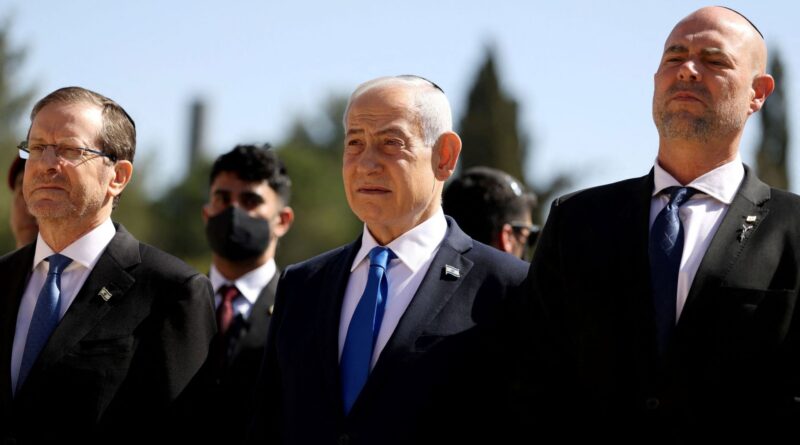 Israël : la majorité propose un projet de loi pour anticiper les élections
