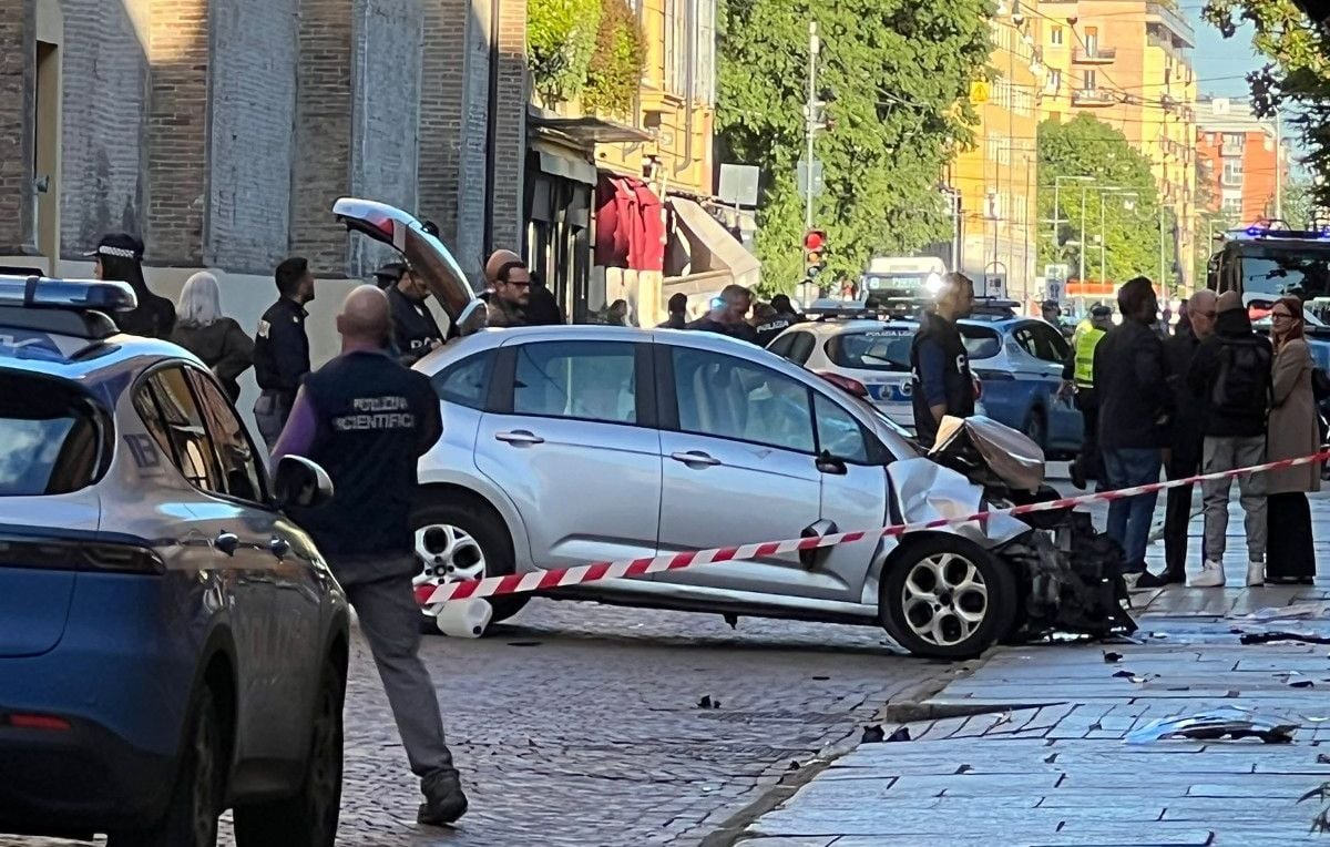 Italie : Piste du trouble psychiatrique du conducteur ayant fauché 8 personnes à Modène privilégiée