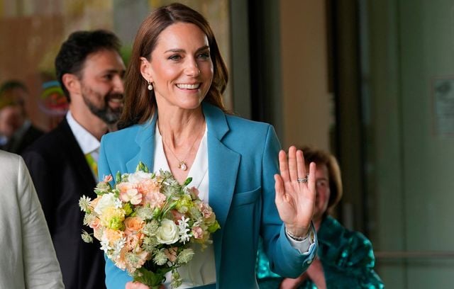 Kate Middleton rencontre le public en Italie : photos officielles