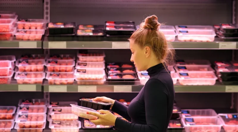 La consommation de poulet augmente, mais la production locale ne suit pas.