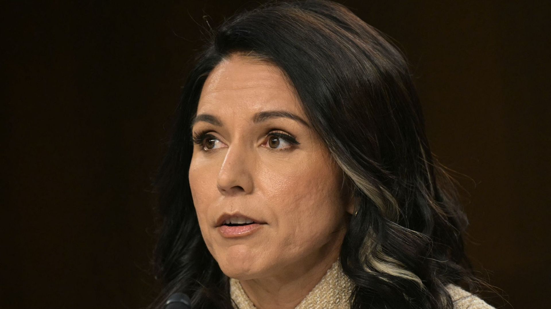 La directrice du renseignement américain Tulsi Gabbard ne démissionne pas.