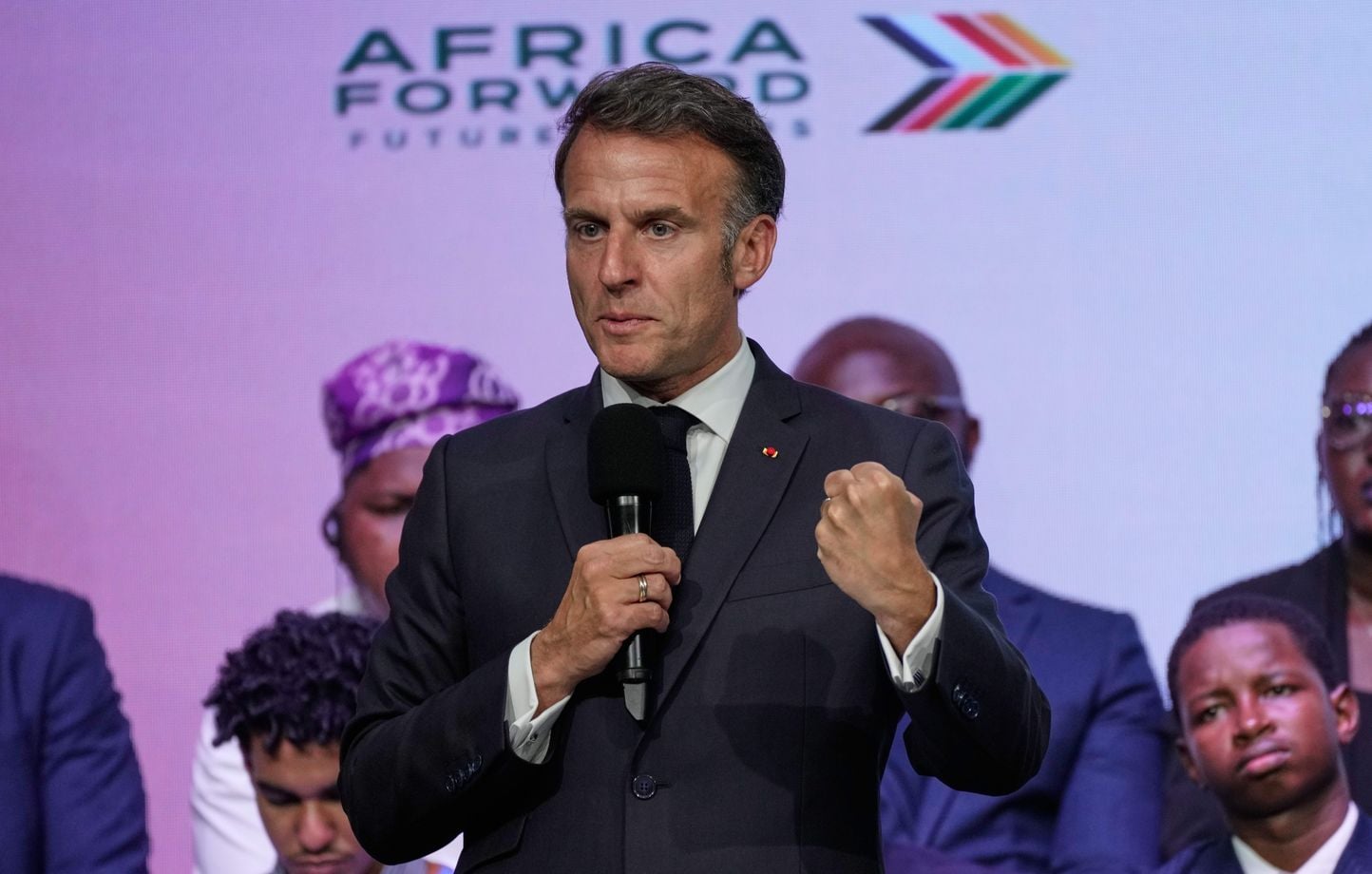 La France investit 14 milliards d'euros en Afrique pour des milliers d'emplois