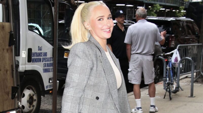 La mère de Hayden Panettiere répond aux accusations sur son autobiographie.