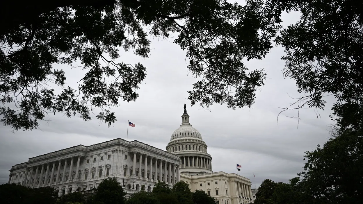 L'administration Trump dénonce une justice "instrumentalisée" et crée un fonds embarrassant.