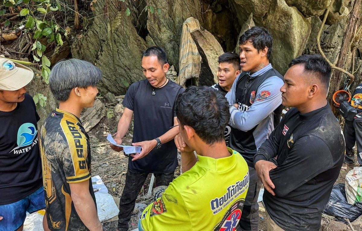 Laos : Cinq des sept personnes coincées dans une grotte survivent.