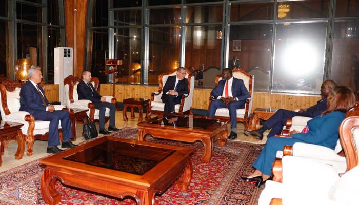 Le chef du gouvernement à Nairobi pour représenter SM le Roi.
